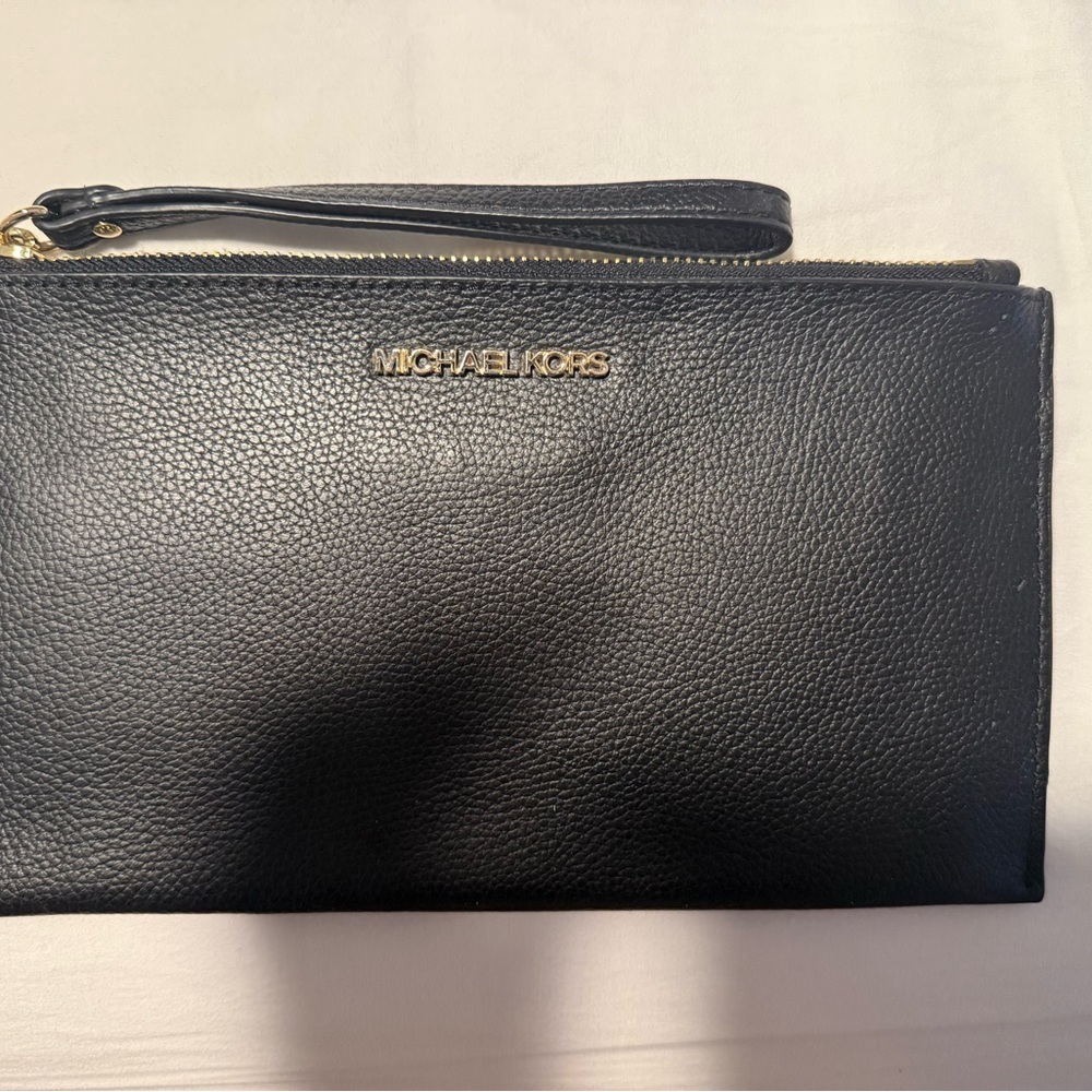 Michael Kors Black Quilted Interior Zip Wristlet with Gold Hardware